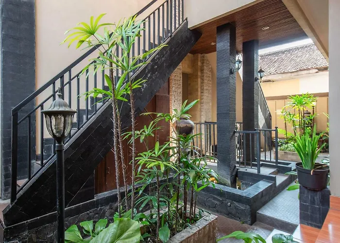 Oyo 836 OasisHotel Jogja